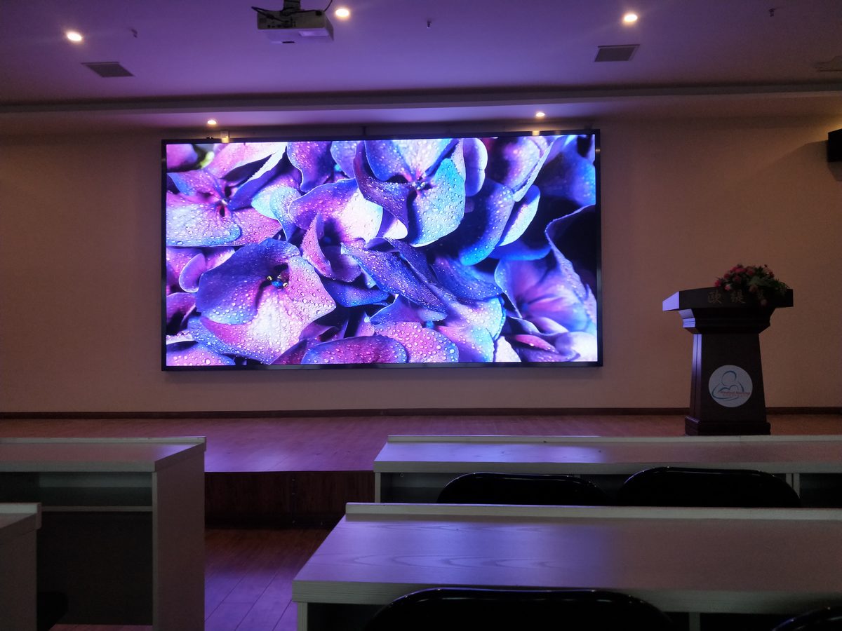 室内全彩led显示屏P1.25P1.53P1.86小间距高清LED显示屏，户内P2P2.5P3P4广告直播舞台LED大屏幕，该价格包含屏体、控制系统、常规结构、电源以及安装调试服务