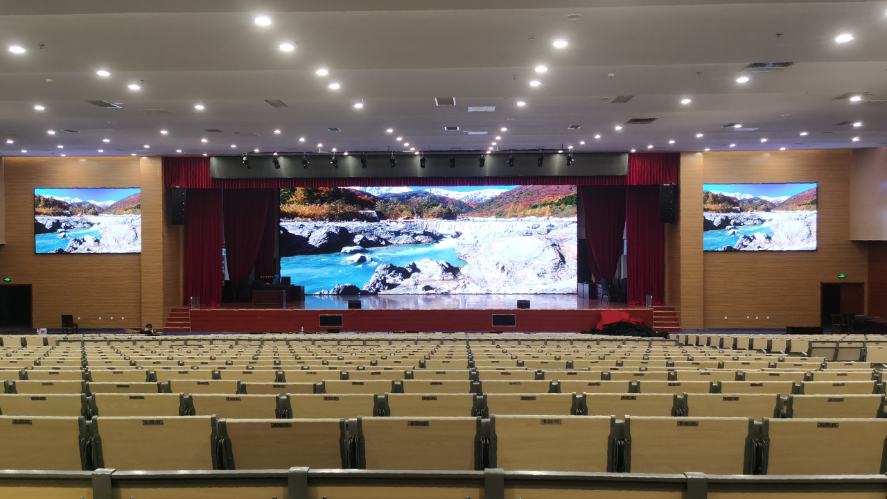 LED显示屏教育场景2.png