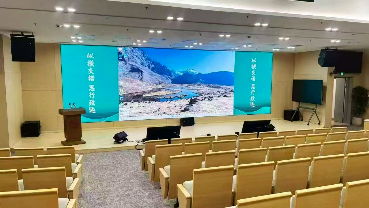 海佳彩亮学校LED显示应用案例3.png